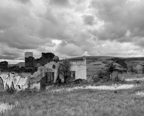 4 Star - Joan Darcy - 'Stark Reality'